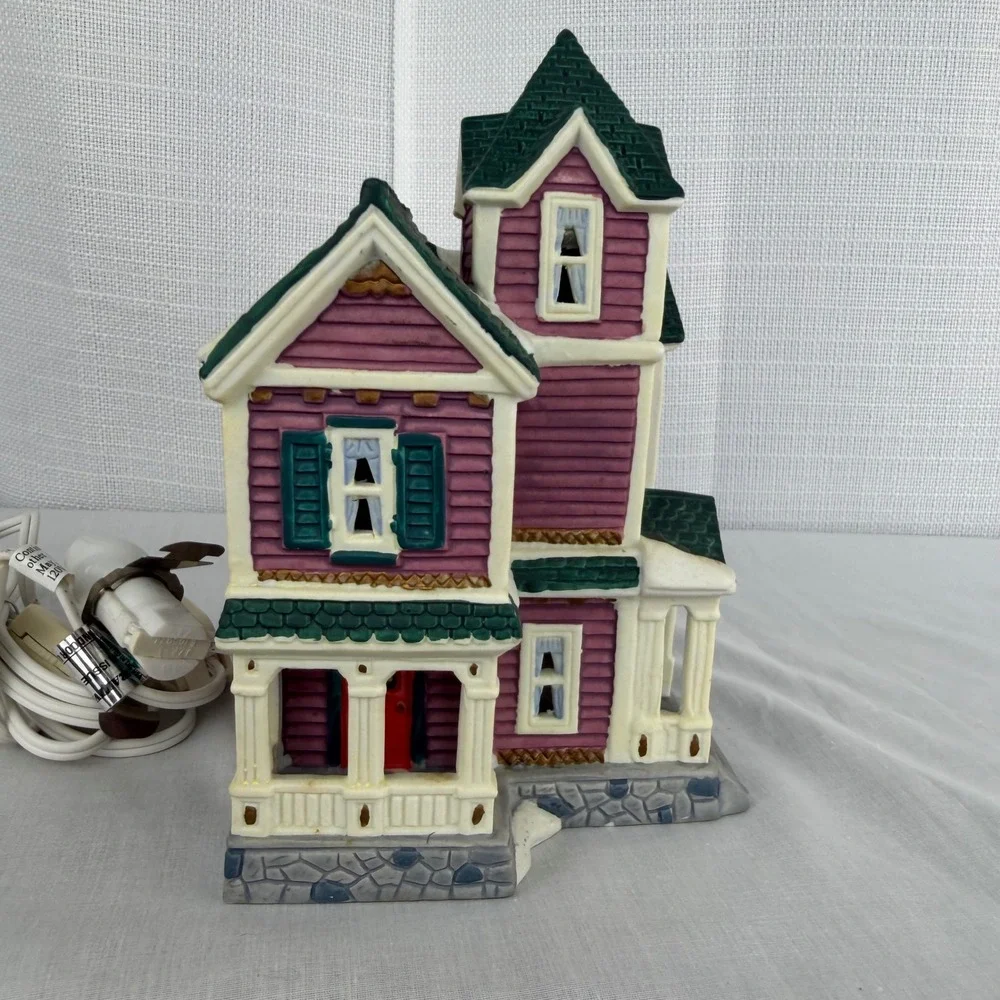 Holiday Living Collectible Porcelain Lighted House Pink Victorian Christmas Home